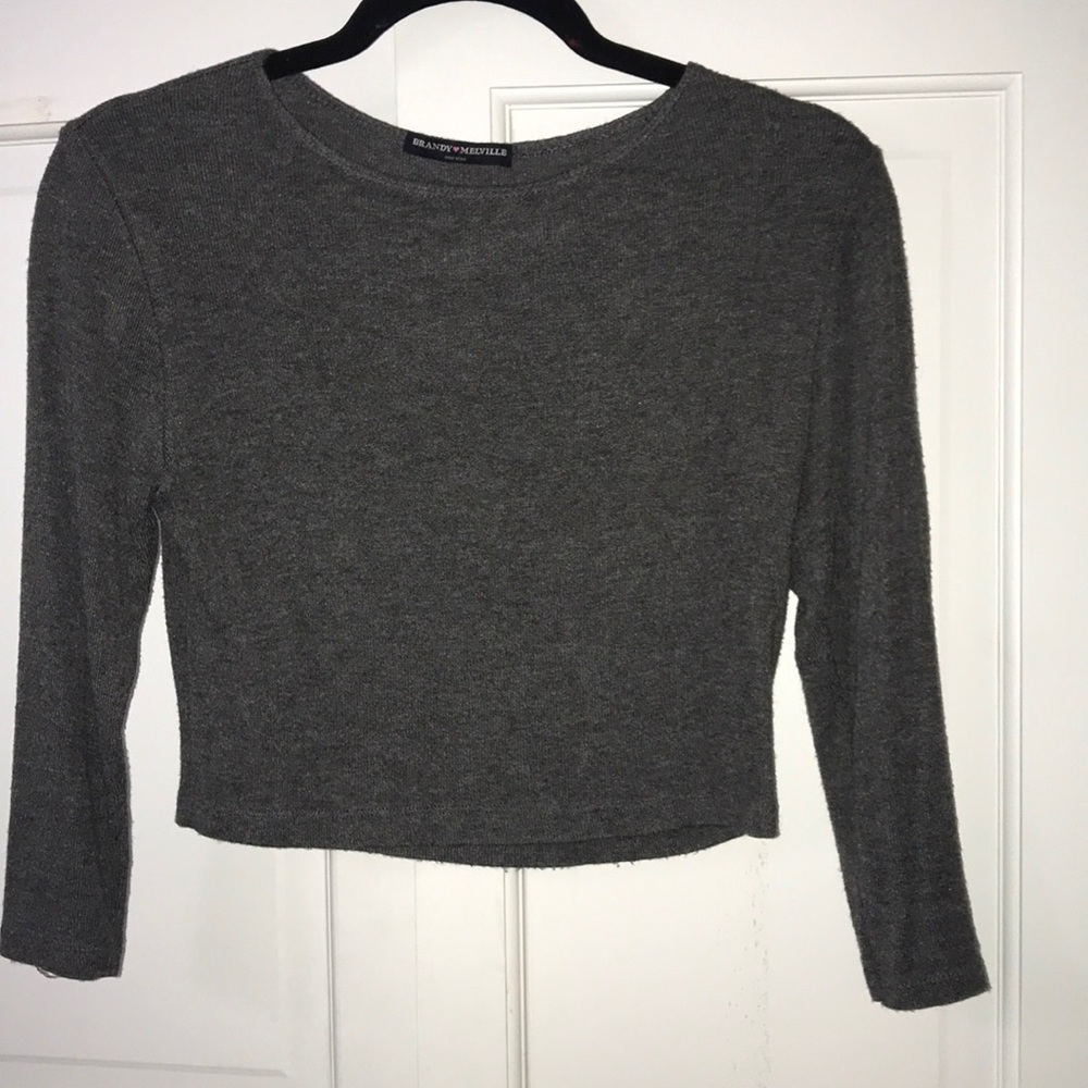 Quarter sleeve grey top